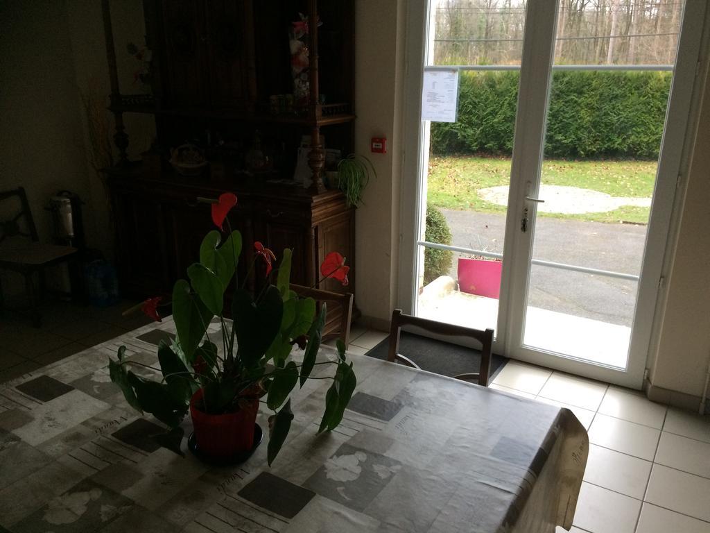 Bed and Breakfast La Demi-Lune Bailleval Экстерьер фото